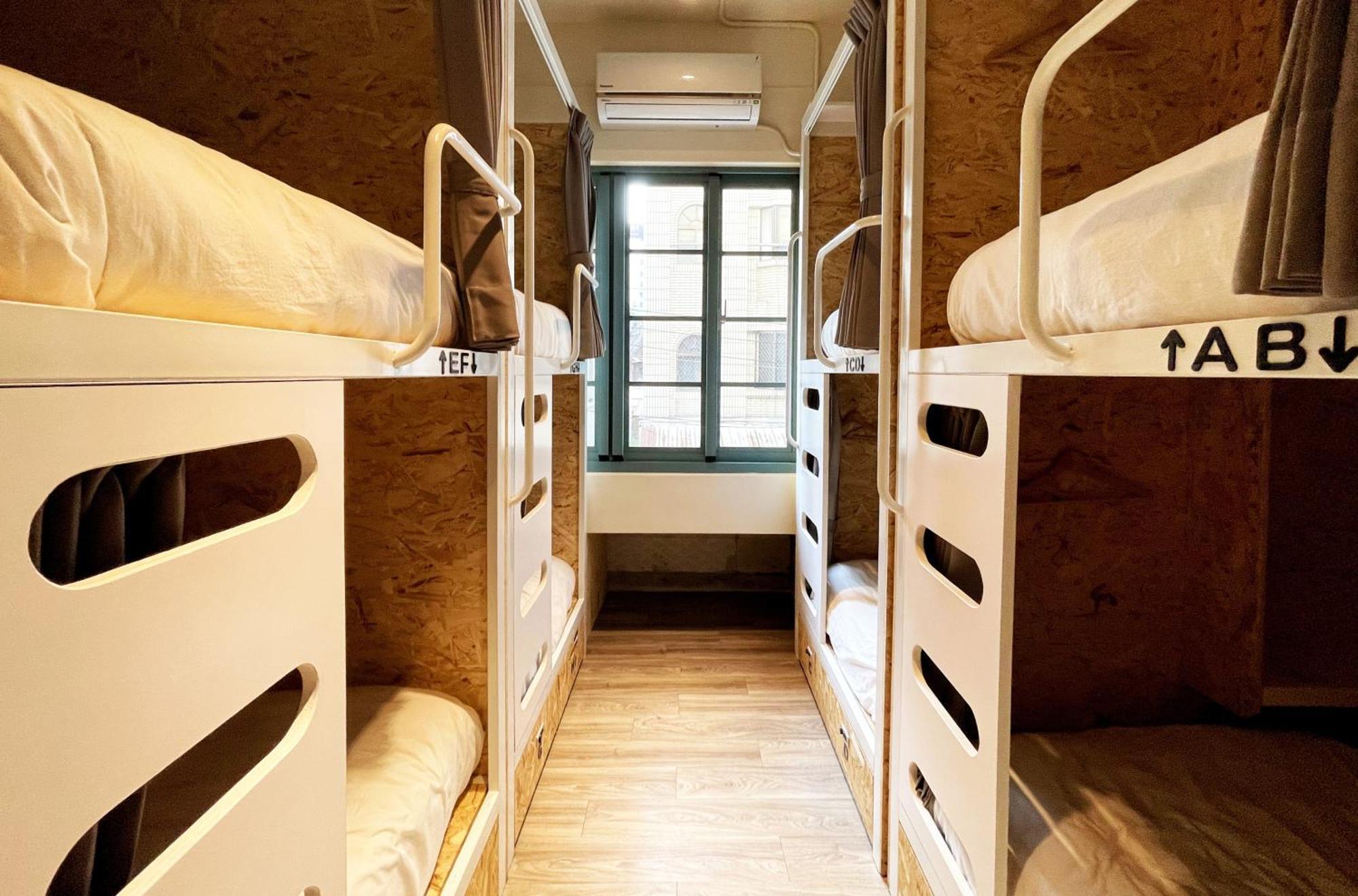日光輕旅 晃拾光 Funtime Hostel Chiayi Exterior foto